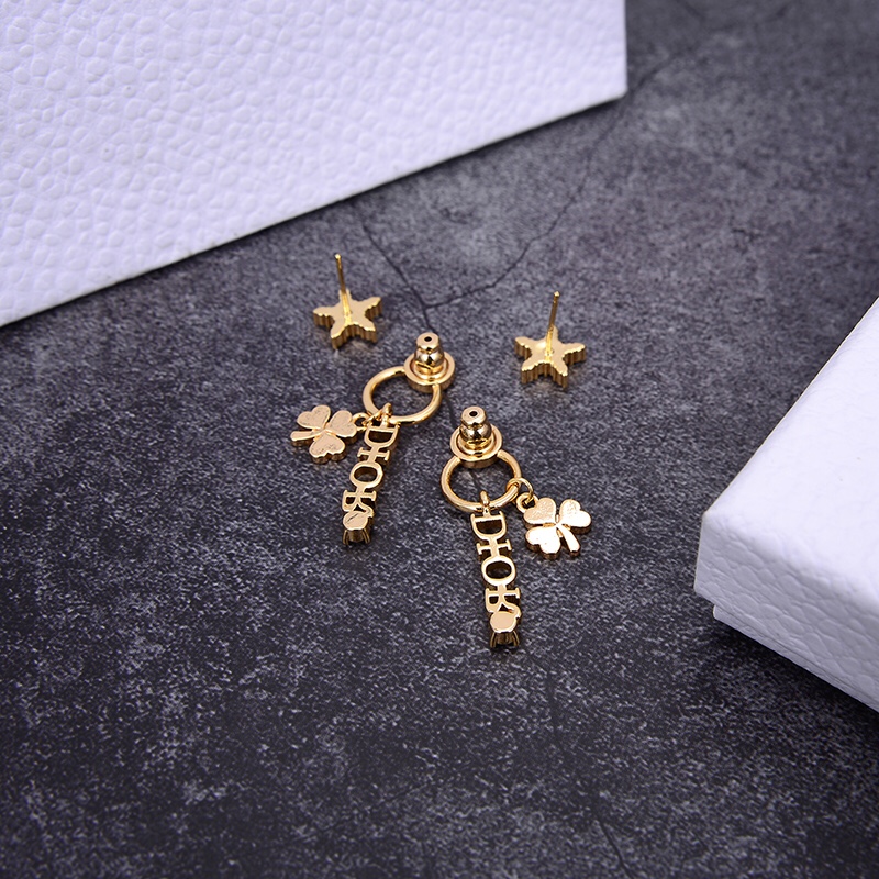 【DIOR】 ディオール   ファッションスタイルのイヤリング