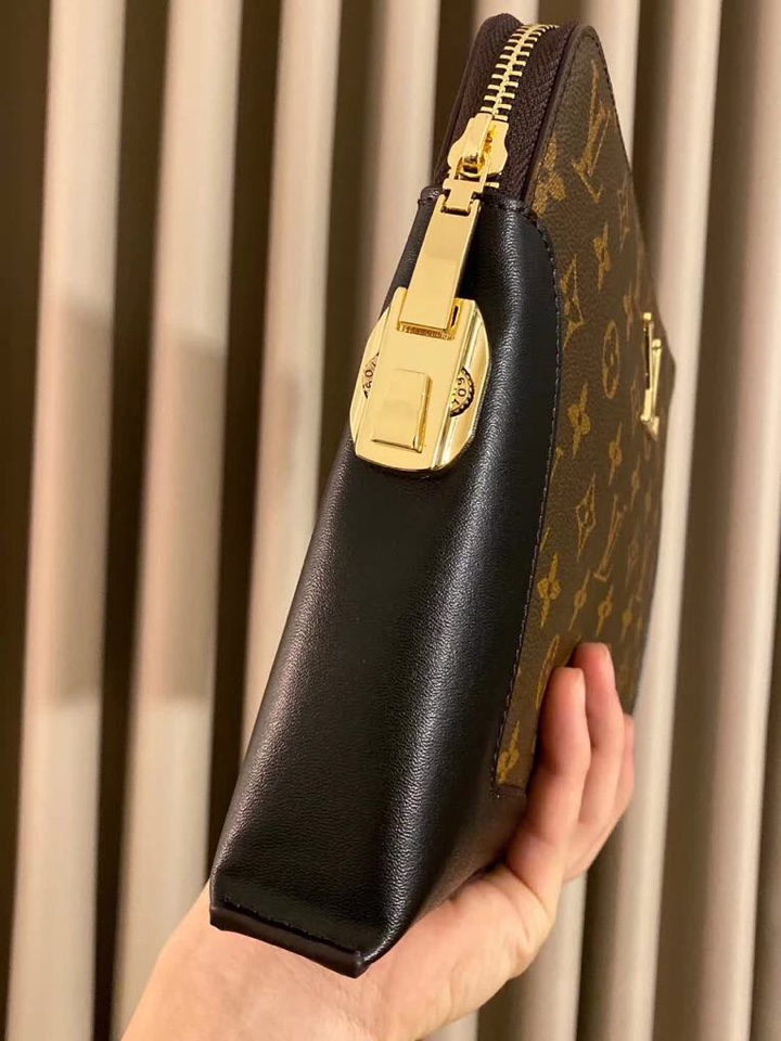 【LOUIS VUITTON  公式旗艦店】ルイヴィトン  クラッチバッグ  当日出荷 好評に付き再入荷！29*19*4CM