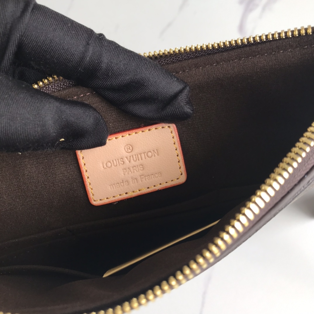 【LOUIS VUITTON公式 旗艦店】ルイヴィトン  クラッチバッグ   当日出荷 好評に付き再入荷！24*17cm