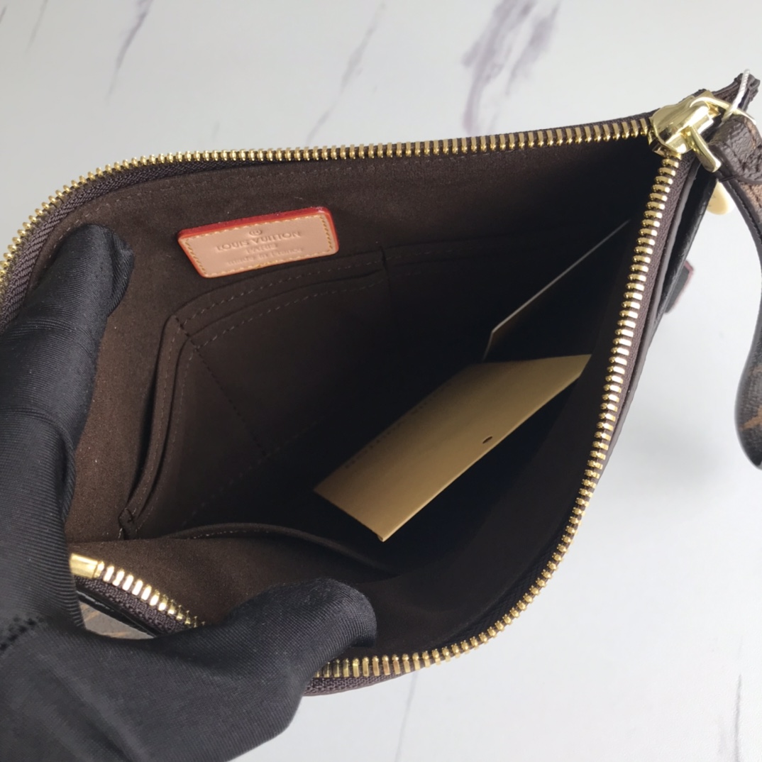 【LOUIS VUITTON公式 旗艦店】ルイヴィトン  クラッチバッグ   当日出荷 好評に付き再入荷！24*17cm