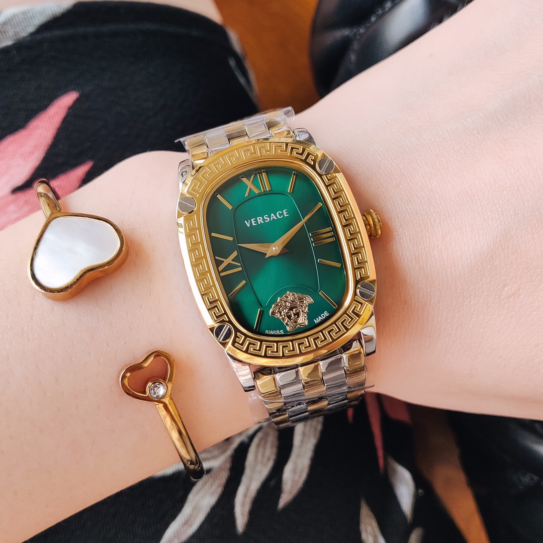 【2024】VERSACE  ( ヴェルサーチ)  腕時計 35*7MM