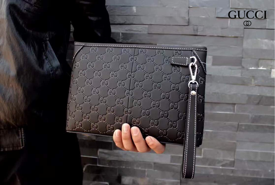 【GUCCI 公式 旗艦店】クッチ  クラッチバッグ 当日出荷 好評に付き再入荷！28*18*4CM