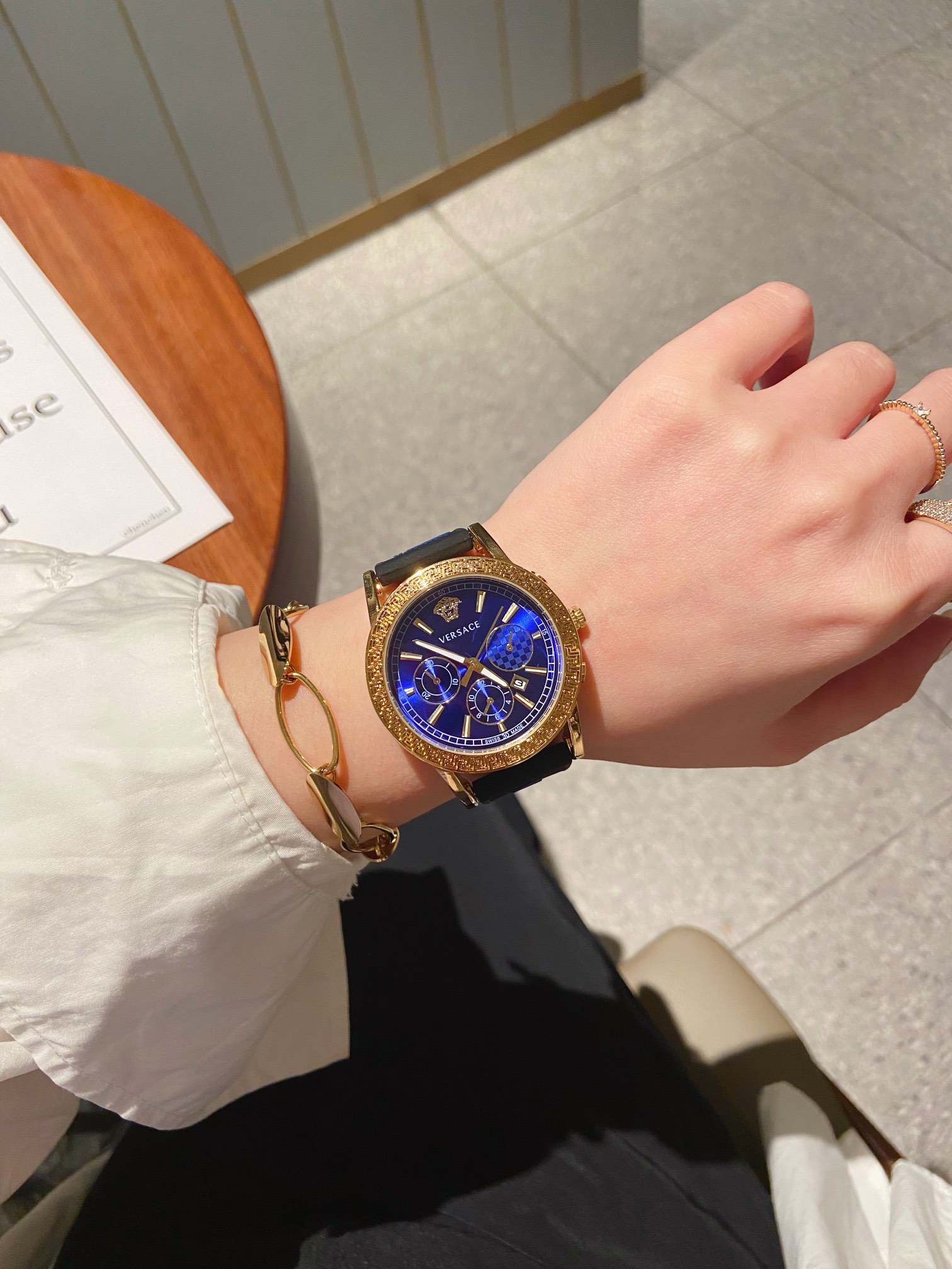 【2024】VERSACE  ( ヴェルサーチ)  腕時計 40*10MM