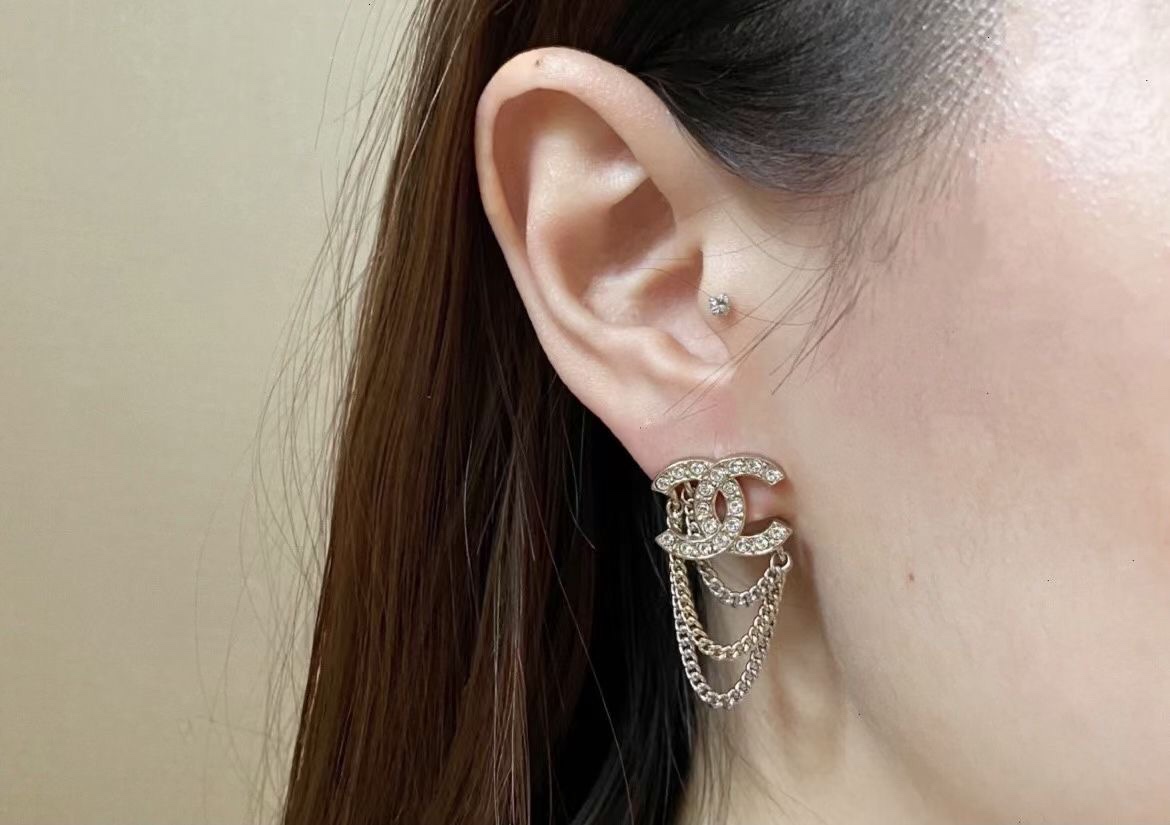 【2024】【CHANEL 】 シャネル   ファッションスタイルのイヤリング