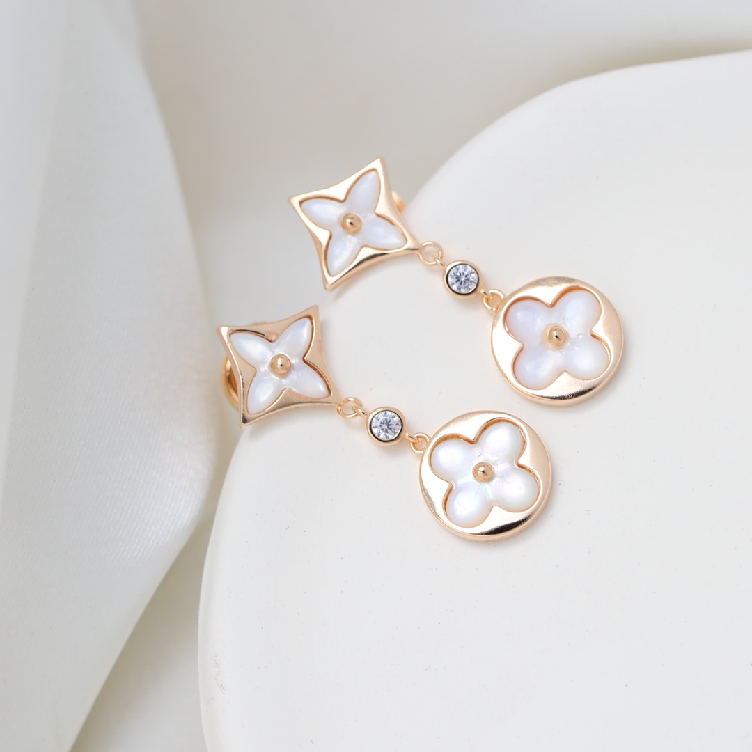 【LOUIS VUITTON 】ルイヴィトン   ファッションスタイルのイヤリング