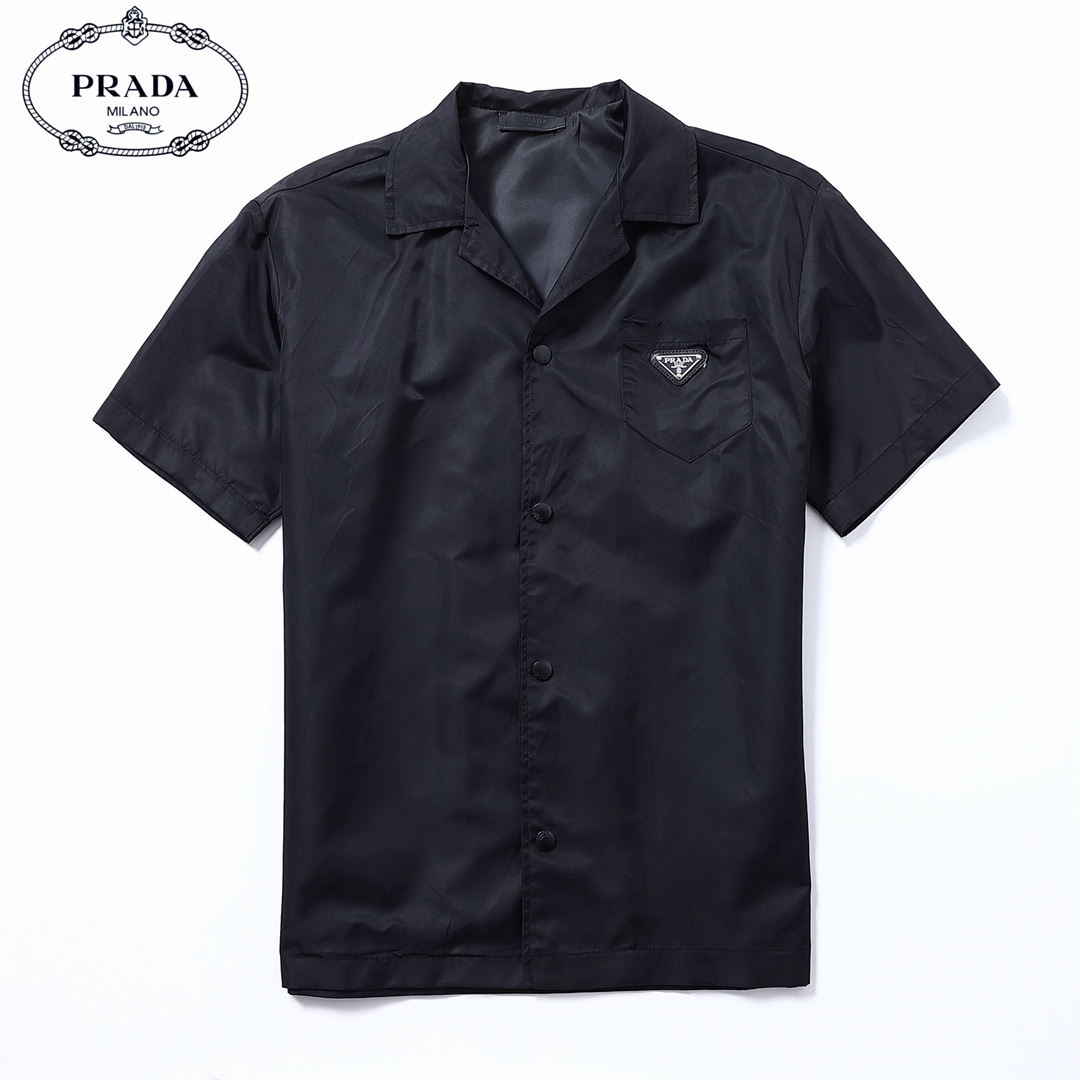 【PRADA  公式旗艦店】プラダ  Tシャツ ご好評に付き再入荷！