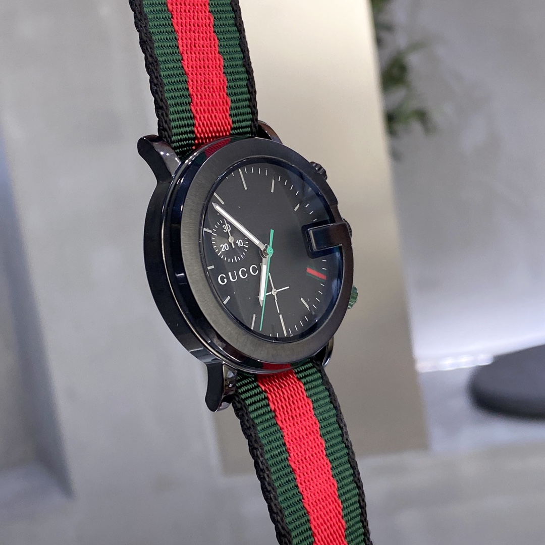 【2024】GUCCI(クッチ)  腕時計44*50*13MM