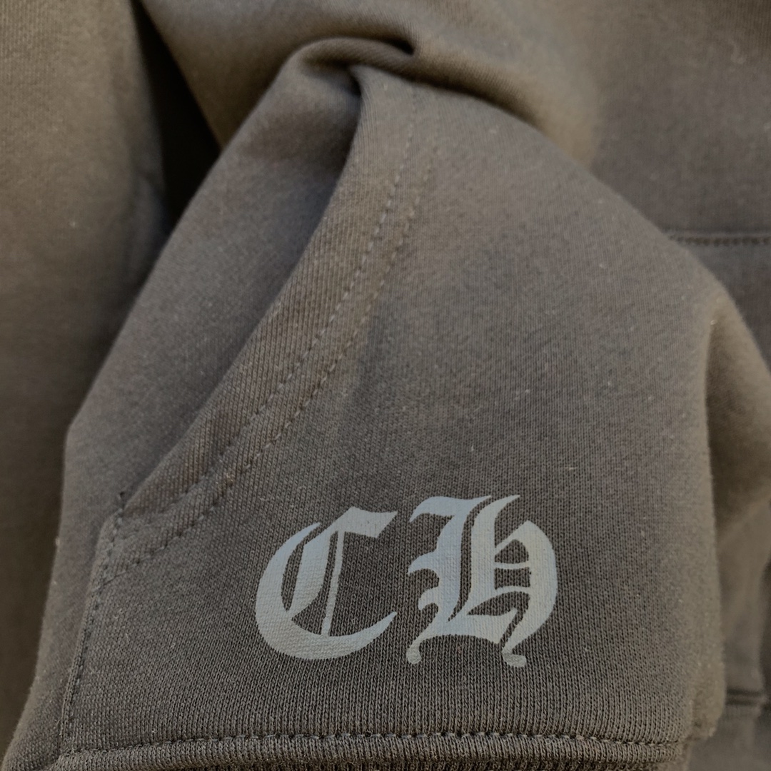 【CHROME HEARTS 公式旗艦店】クロムハーツ パーカー スウェット ご好評に付き再入荷！