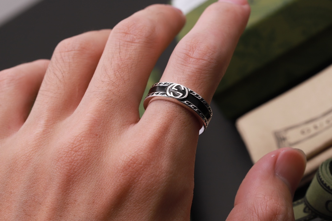 【GUCCI】クッチ  指輪