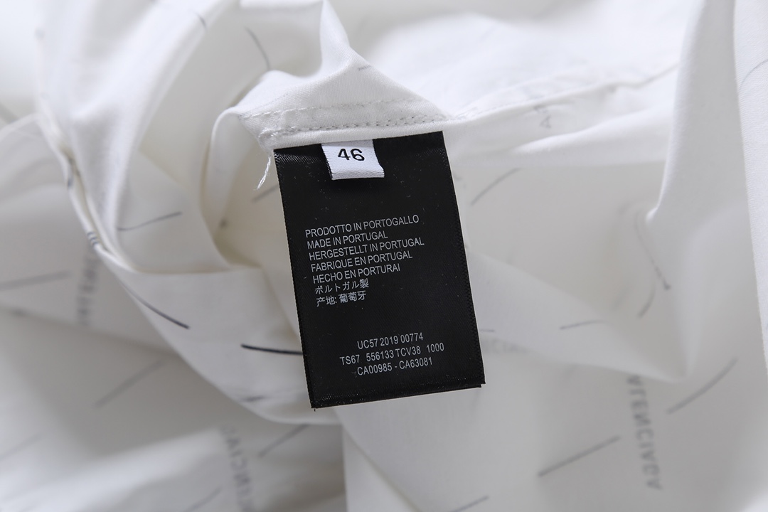 【2024】【BALENCIAGA  公式旗艦店】バレンシアガ  シャツ  ご好評に付き再入荷！