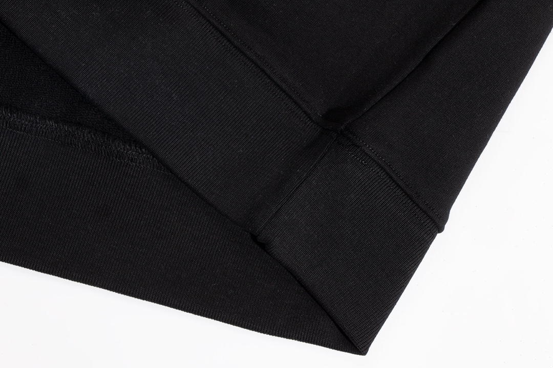 【2024】【GUCCI  公式旗艦店】グッチ  パーカー スウェットご好評に付き再入荷！