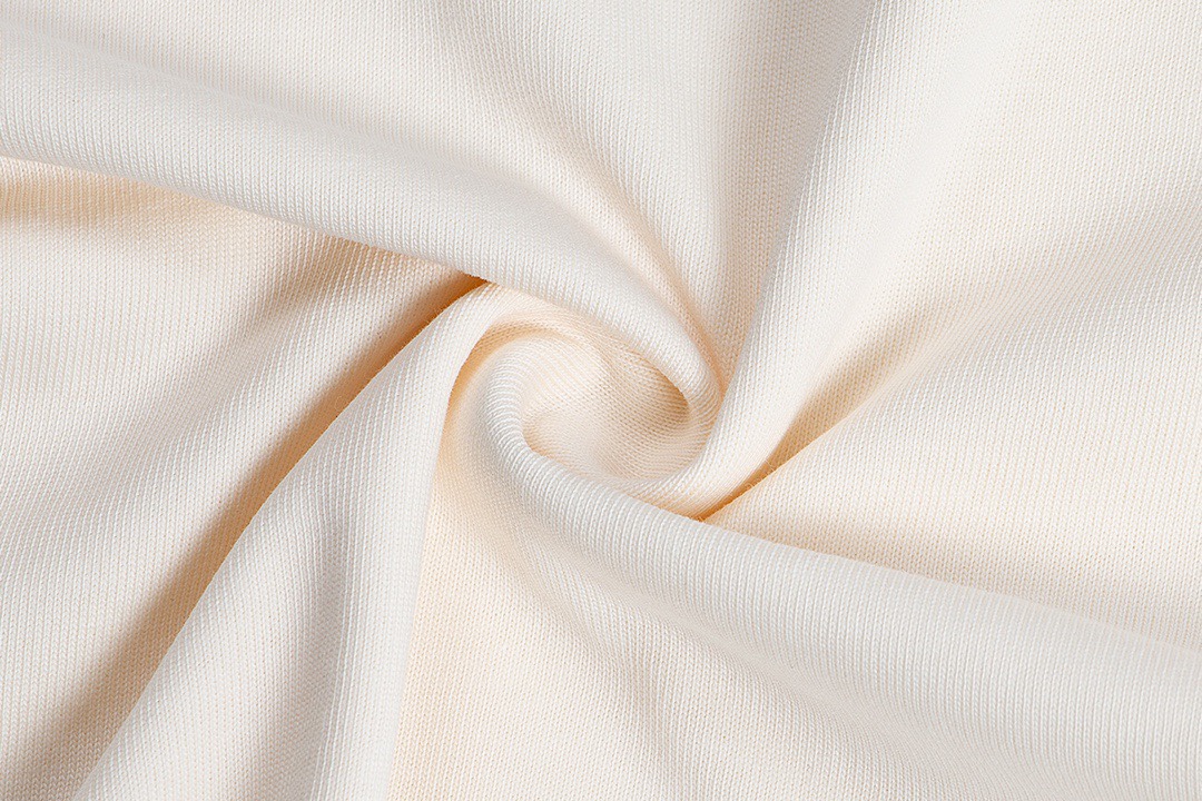 【CELINE  公式旗艦店】セリーヌ  Tシャツ ご好評に付き再入荷！