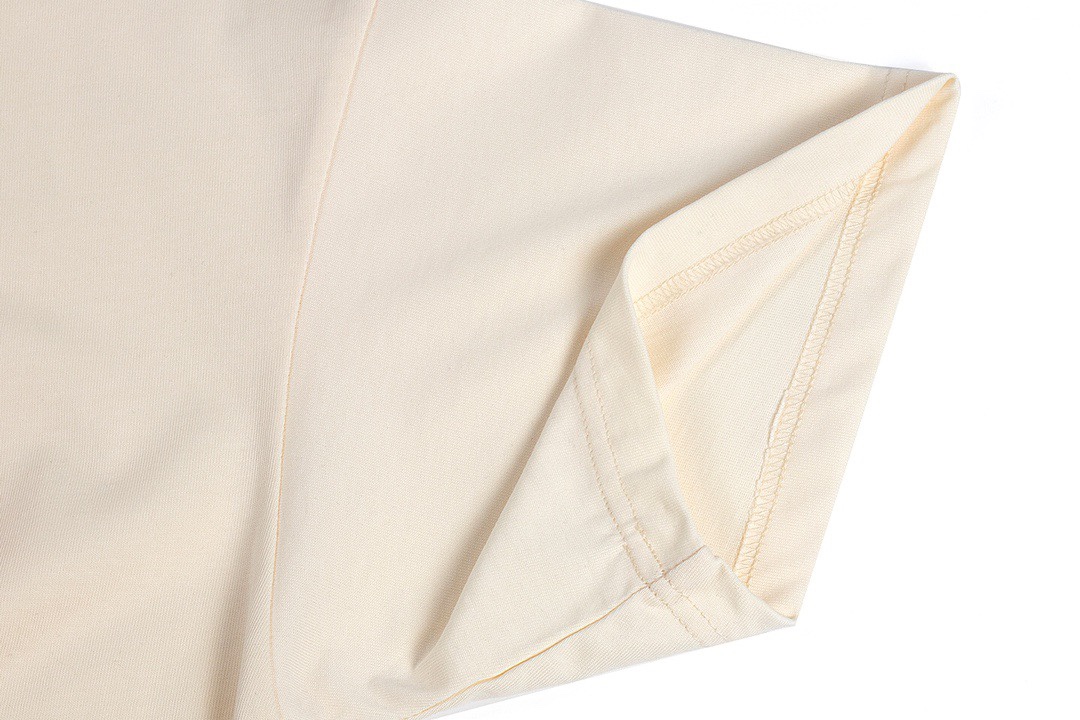 【CELINE  公式旗艦店】セリーヌ  Tシャツ ご好評に付き再入荷！