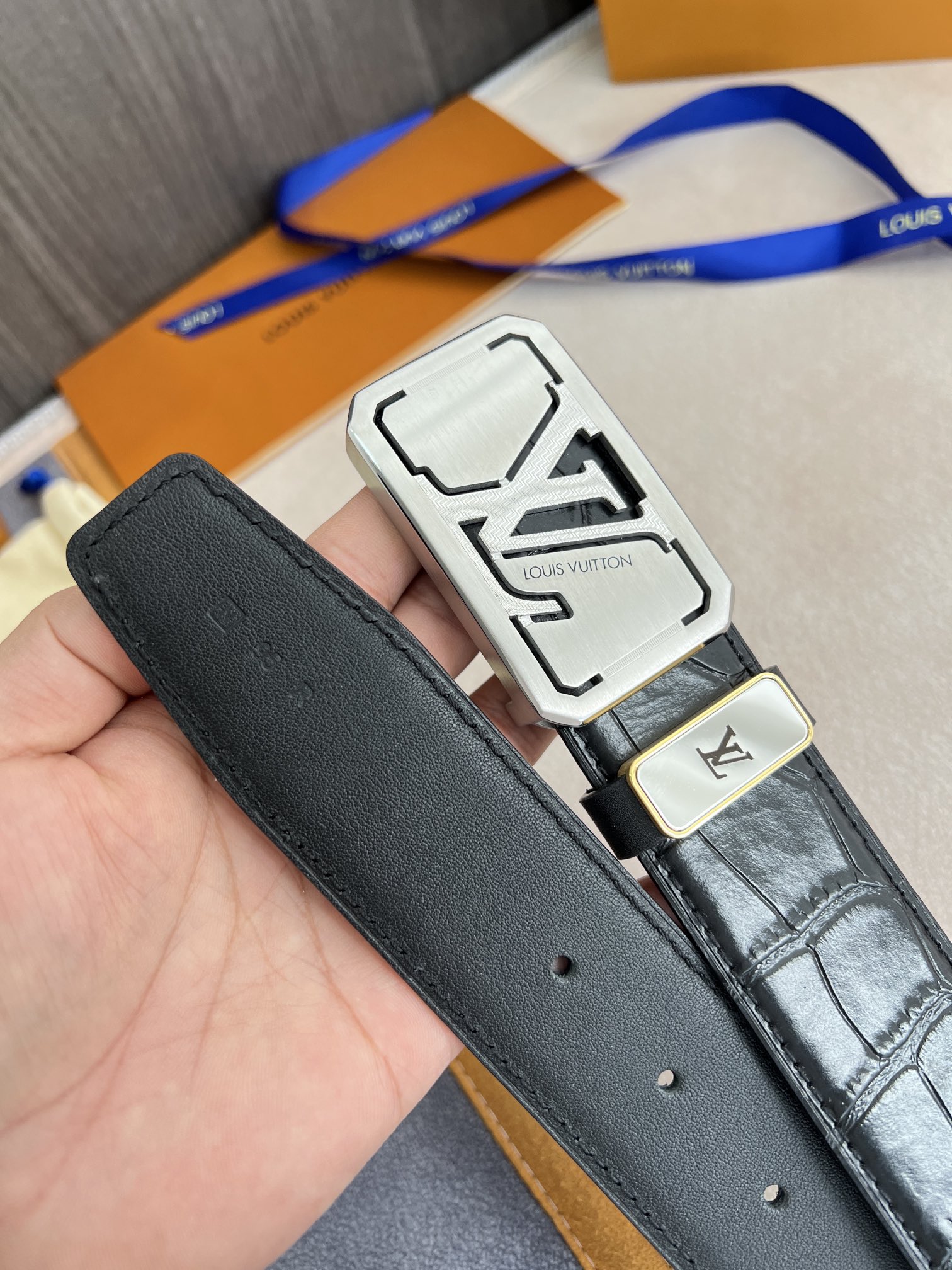 【LOUIS VUITTON】(ルイヴィトン) 3.8cmベルト メンズ