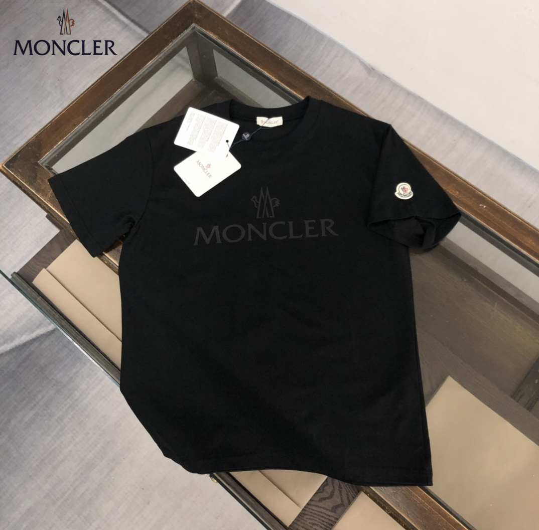MONCLER モンクレール　2023　半袖シャツ　Tシャツ　長く着て変形しにくい　シンプルの風格　ファッション　かっこいい　白　黒　男女兼用
