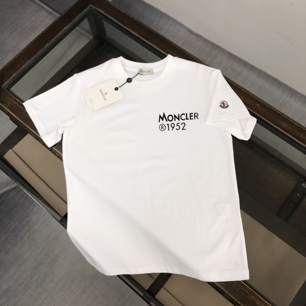 【2024】MONCLER モンクレール 半袖シャツ　Tシャツ　長く着て変形しにくい　シンプルの風格　ファッション　かっこいい　白　黒　男女兼用