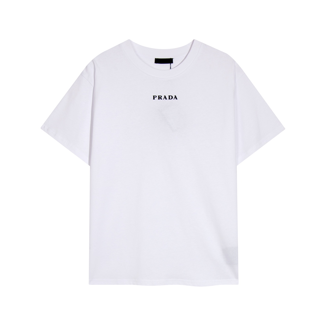 【PRADA  公式旗艦店】プラダ  Tシャツ ご好評に付き再入荷！