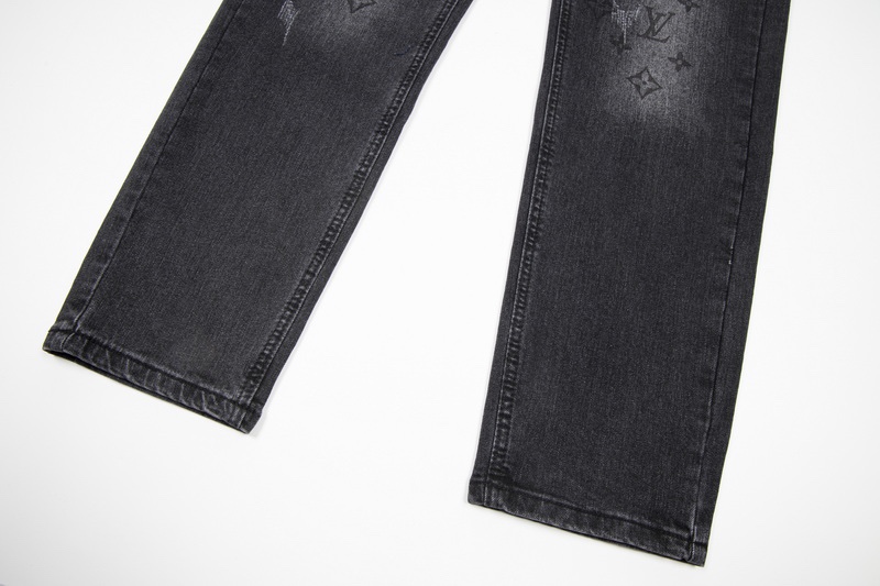 【LOUIS VUITTON   公式旗艦店】 ルイヴィトン  ジーパン  ご好評に付き再入荷！