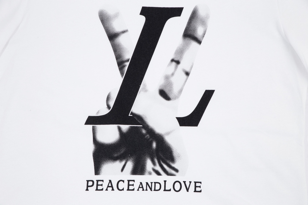 【2024】【LOUIS VUITTON  公式旗艦店】ルイヴィトン   Tシャツ ご好評に付き再入荷！