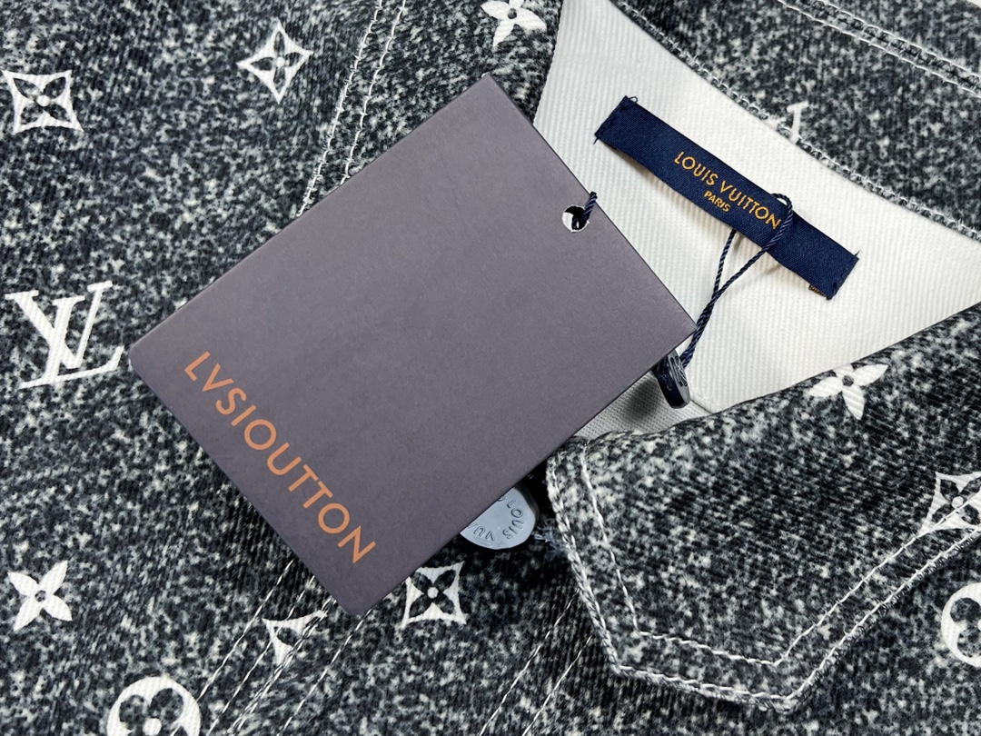 【LOUIS VUITTON 公式旗艦店】ルイヴィトン  シャツ   ご好評に付き再入荷！
