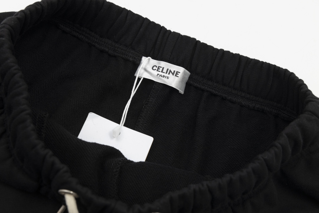 【CELINE  公式旗艦店】セリーヌ   ショートパンツ  ご好評に付き再入荷！