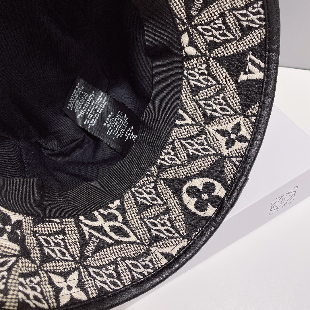 LOUIS VUITTON( ルイヴィトン)フィッシャーマンズハット