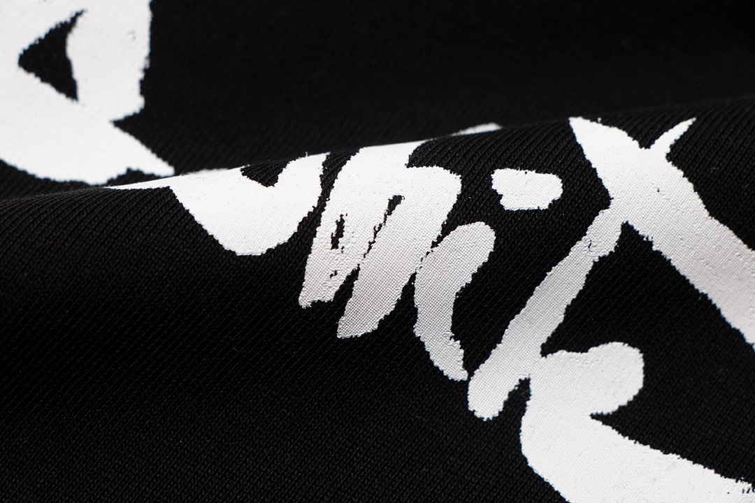 【2024】【 OFF-WHITE  公式旗艦店】オフホワイト   Tシャツ  ご好評に付き再入荷！