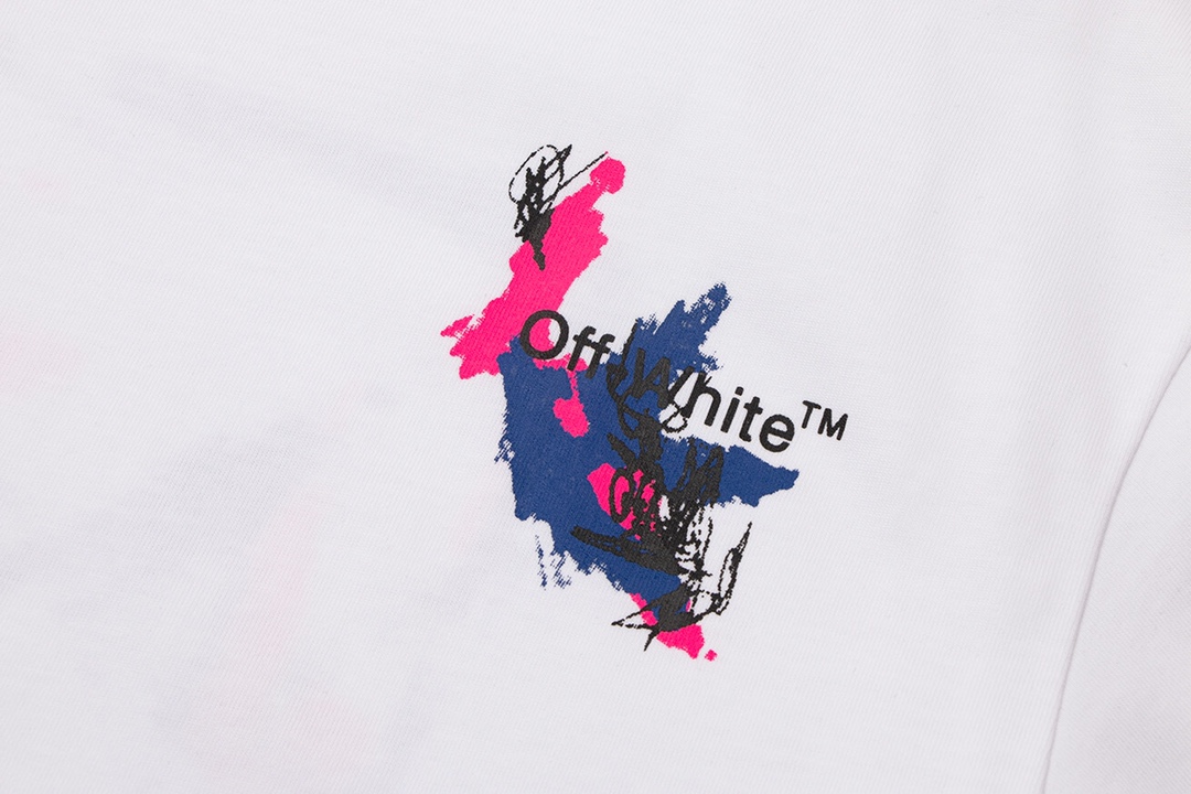 【OFF-WHITE  公式旗艦店】オフホワイト   Tシャツ  ご好評に付き再入荷！