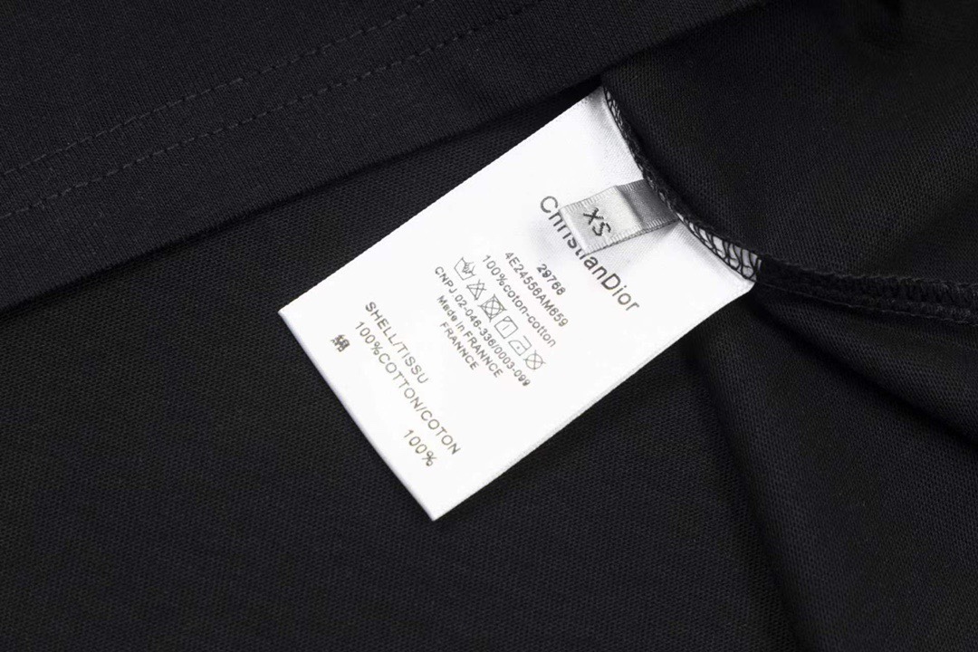 【 DIOR 公式旗艦店】ディオール   Tシャツ ご好評に付き再入荷！