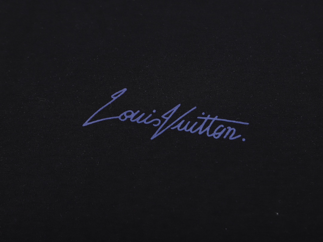 【2024】【LOUIS VUITTON  公式旗艦店】ルイヴィトン   Tシャツ ご好評に付き再入荷！