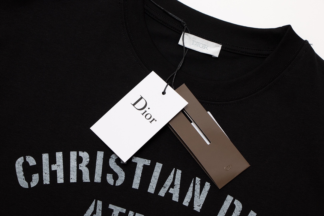 【 DIOR 公式旗艦店】ディオール   Tシャツ ご好評に付き再入荷！