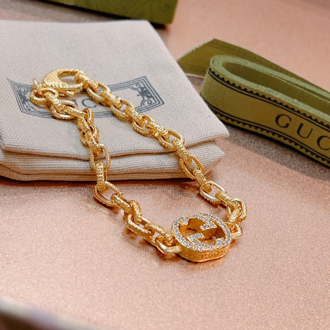 【2024】【 GUCCI  】ブレスレット、ファッションシンプルなスタイル