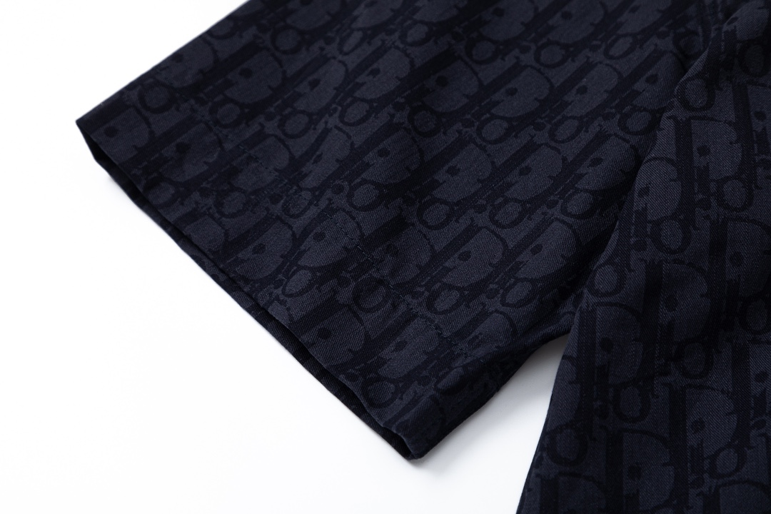 【DIOR    公式旗艦店】 ディオール   半袖シャツ  ご好評に付き再入荷！
