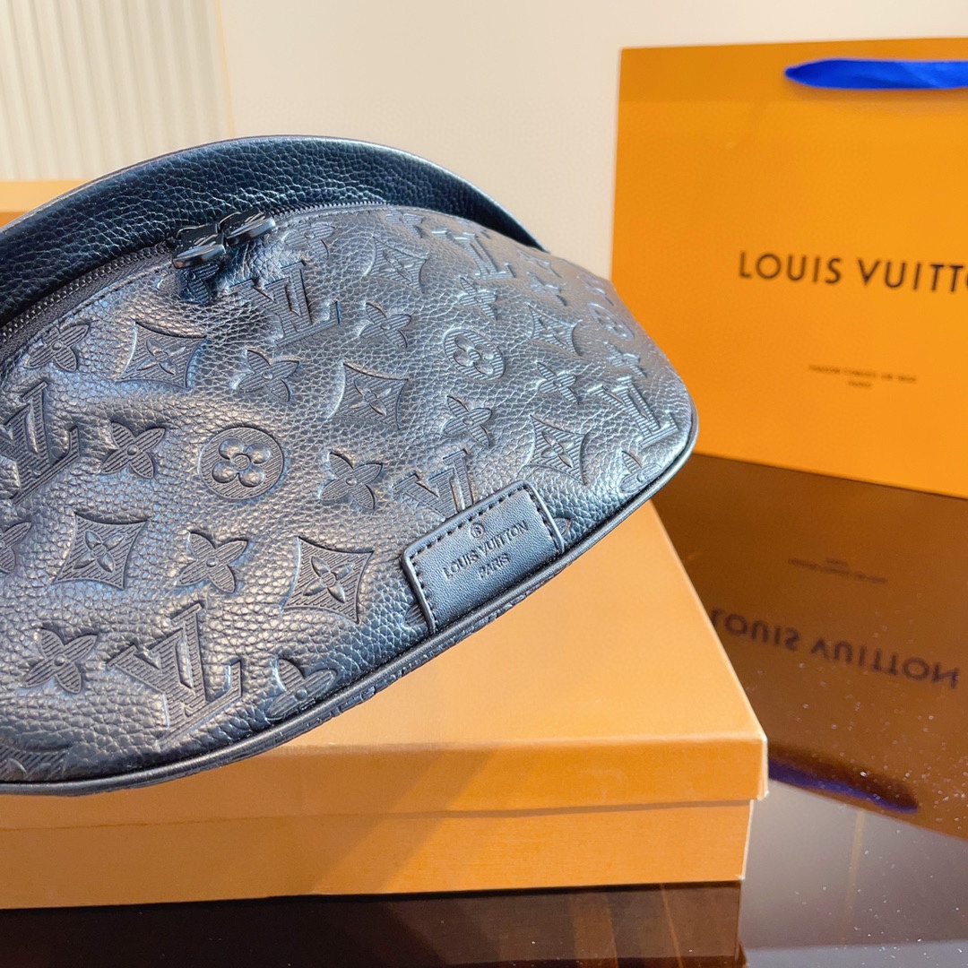 【 LOUIS VUITTON公式 旗艦店】ルイヴィトン   ウエストポーチ   当日出荷 好評に付き再入荷！35*10*16CM