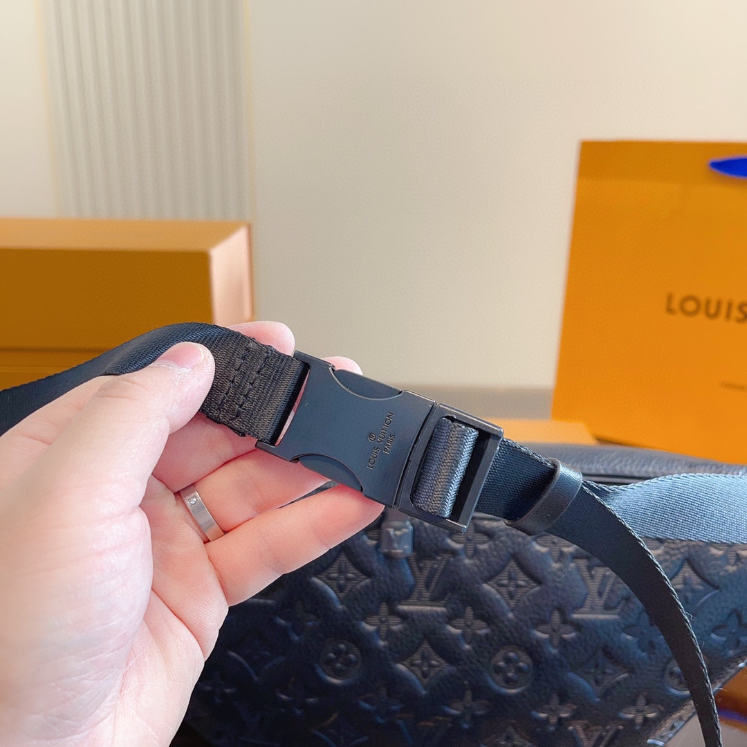 【 LOUIS VUITTON公式 旗艦店】ルイヴィトン   ウエストポーチ   当日出荷 好評に付き再入荷！35*10*16CM