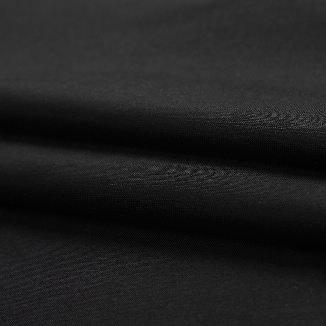 【CHROME HEARTS  公式旗艦店】クロムハーツ   Tシャツ ご好評に付き再入荷！