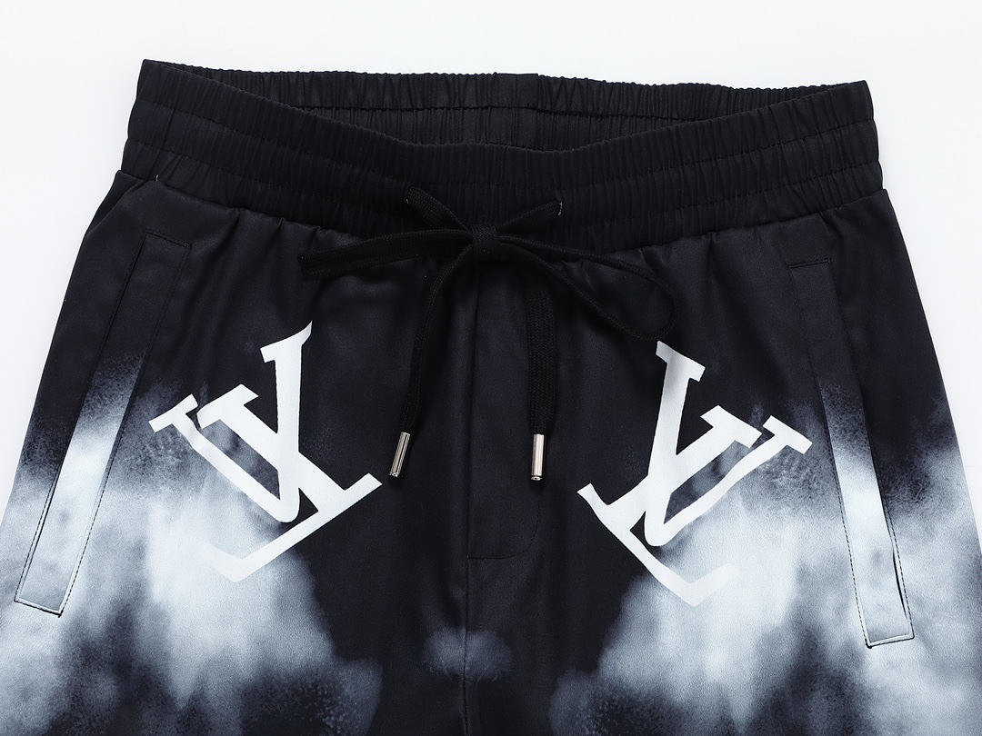 【LOUIS VUITTON   公式旗艦店】 ルイヴィトン  ショートパンツ  ご好評に付き再入荷！