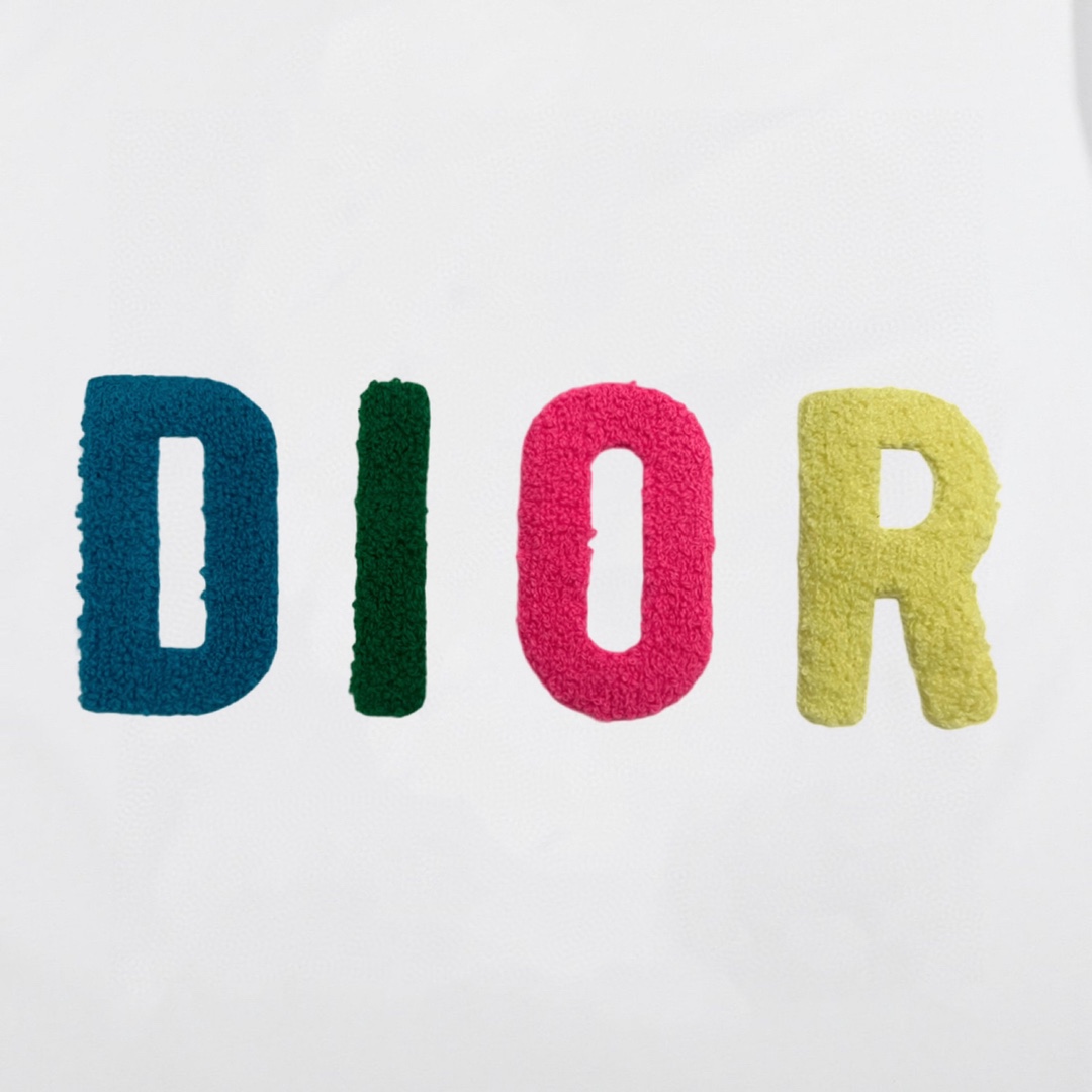 【DIOR  公式旗艦店】ディオール   Tシャツ ご好評に付き再入荷！