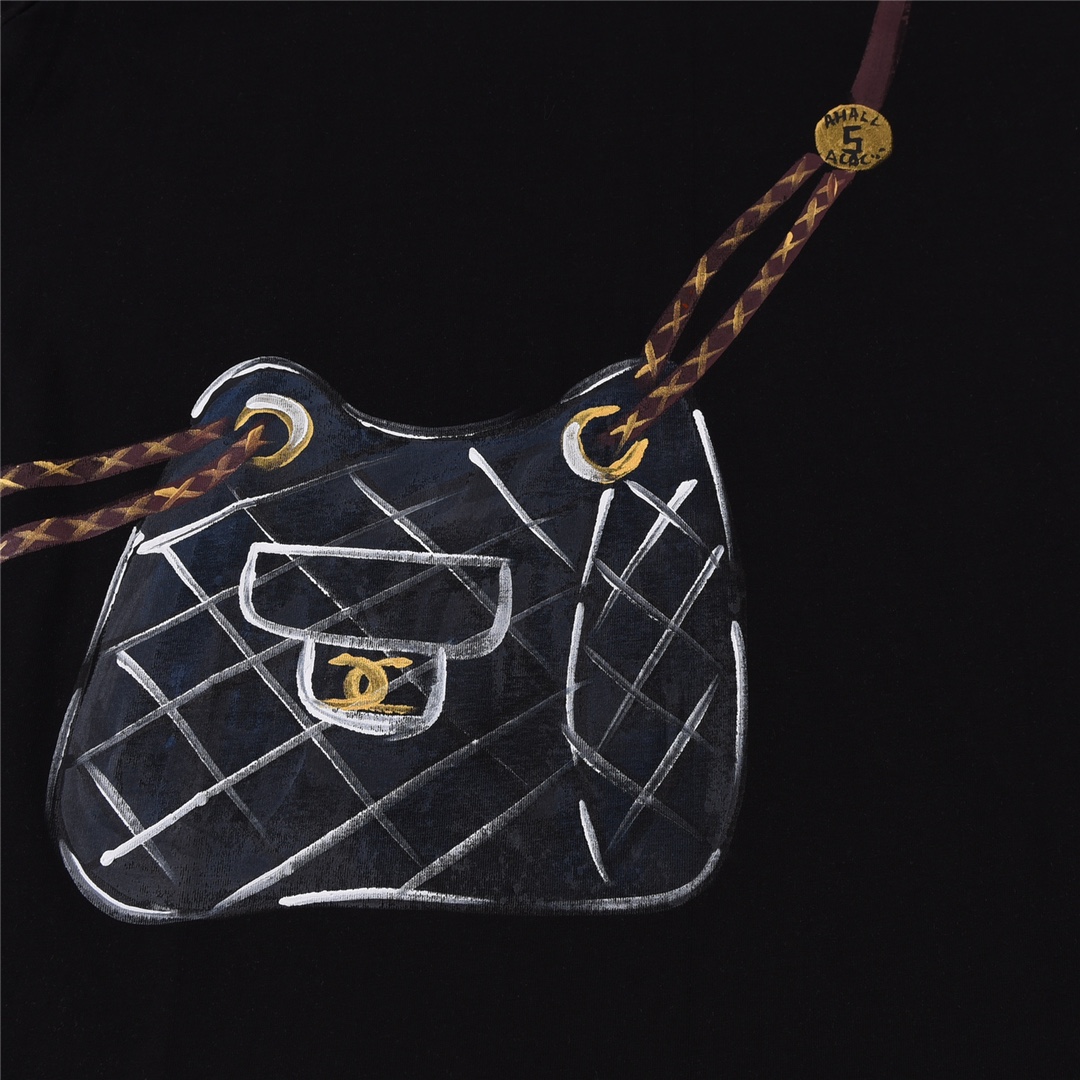 【CHANEL  公式旗艦店】シャネル  Tシャツ ご好評に付き再入荷！
