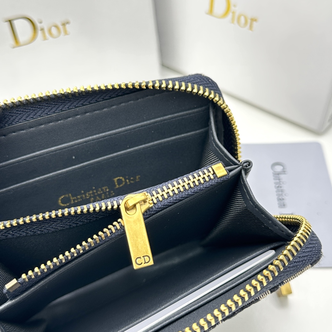 【DIOR 公式 旗艦店】ディオール 財布   当日出荷 好評に付き再入荷！12*8.5cm