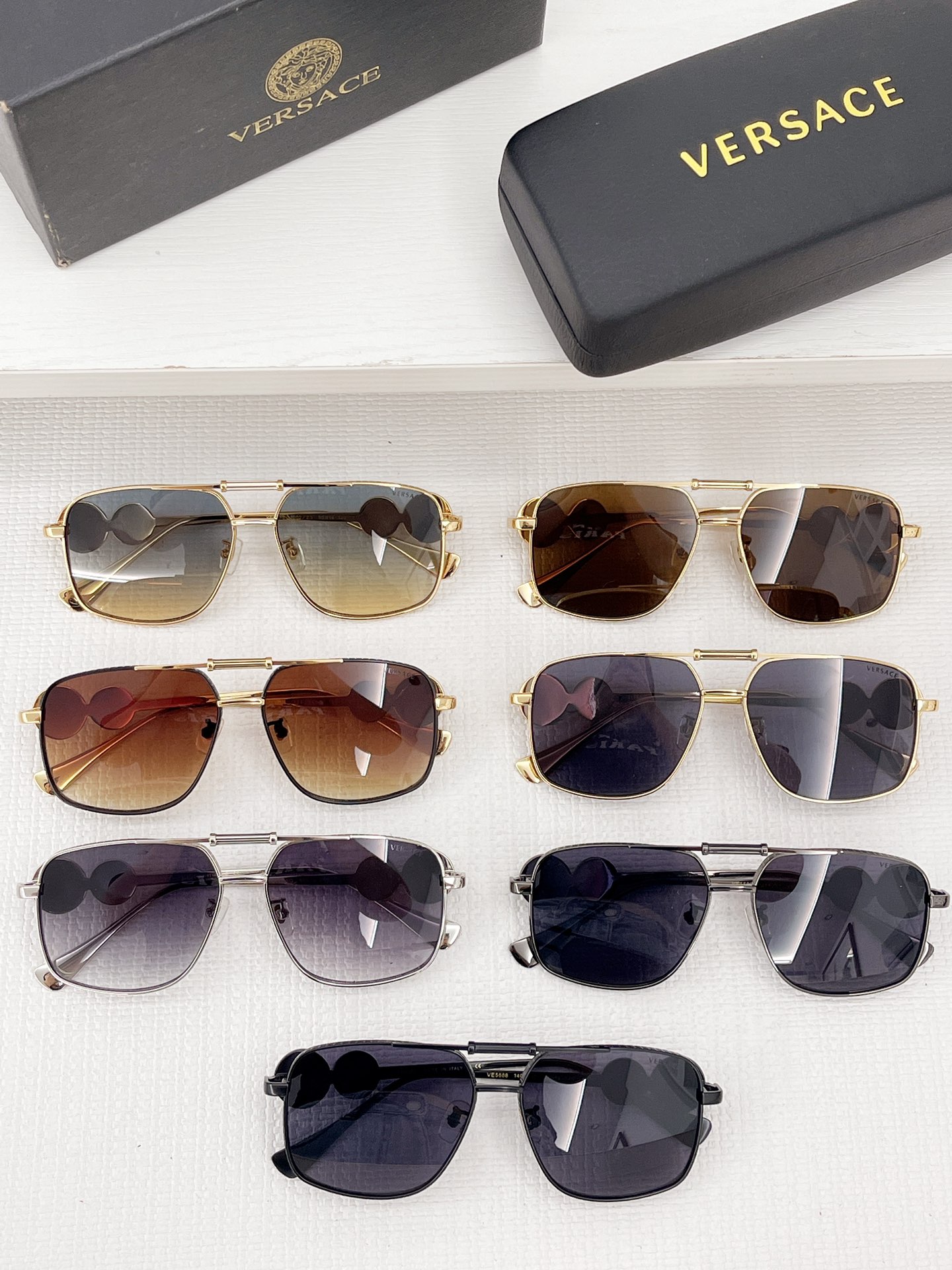 VERSACE(ヴェルサーチ ) サングラス