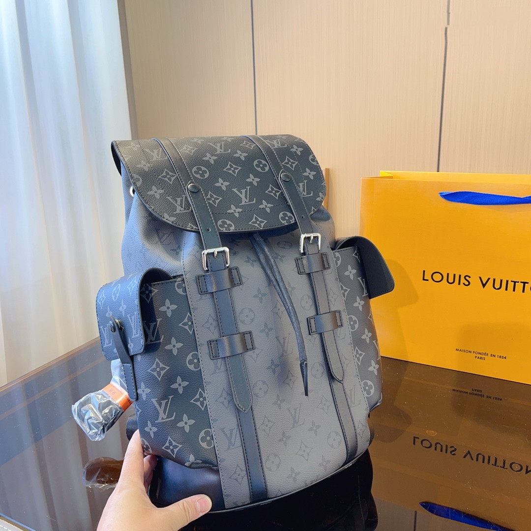 【 LOUIS VUITTON公式 旗艦店】ルイヴィトン   リュックサック   当日出荷 好評に付き再入荷！30*14*44CM