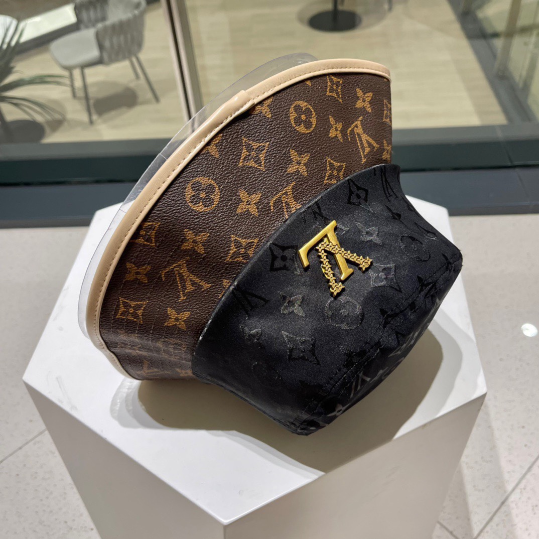 LOUIS VUITTON(ルイヴィトン )フィッシャーマンズハット