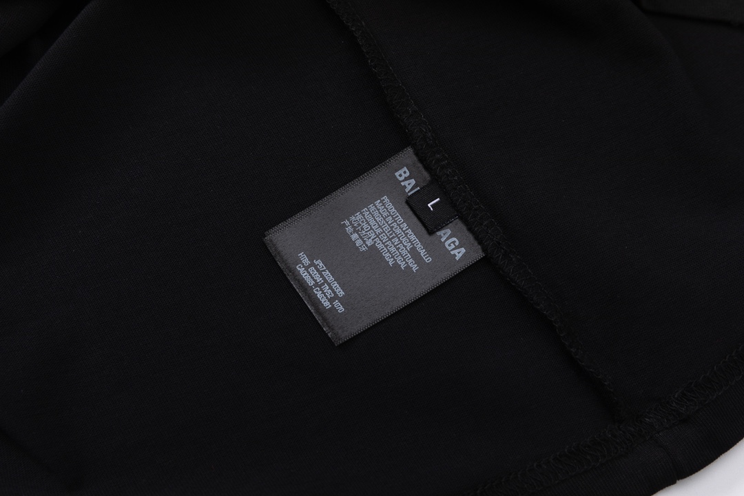 【 BALENCIAGA  公式旗艦店】バレンシアガ   Tシャツご好評に付き再入荷！