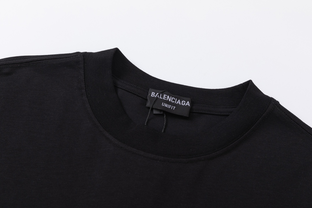 【 BALENCIAGA  公式旗艦店】バレンシアガ   Tシャツご好評に付き再入荷！