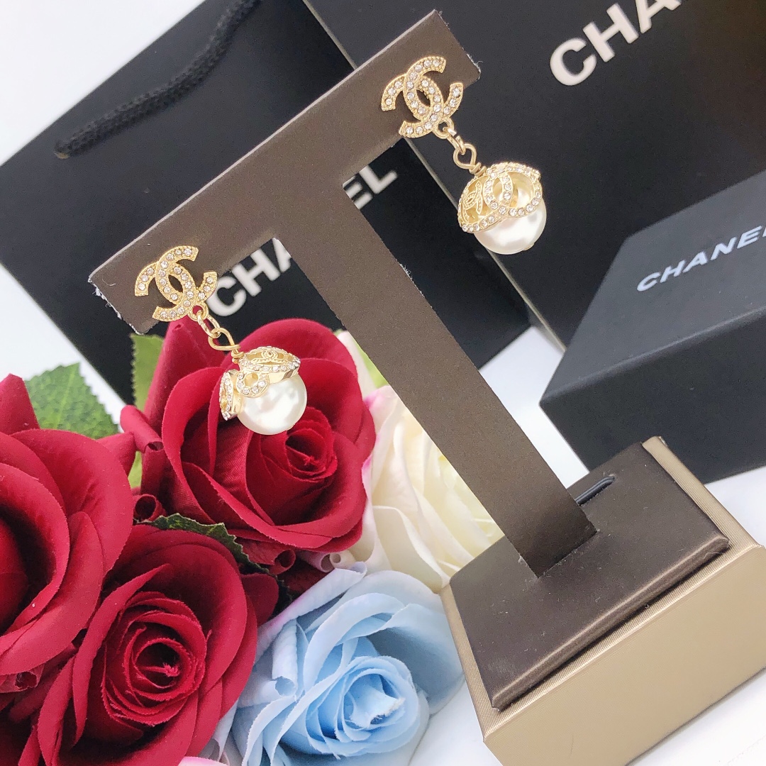 【CHANEL 】 シャネル   ファッションスタイルのイヤリング
