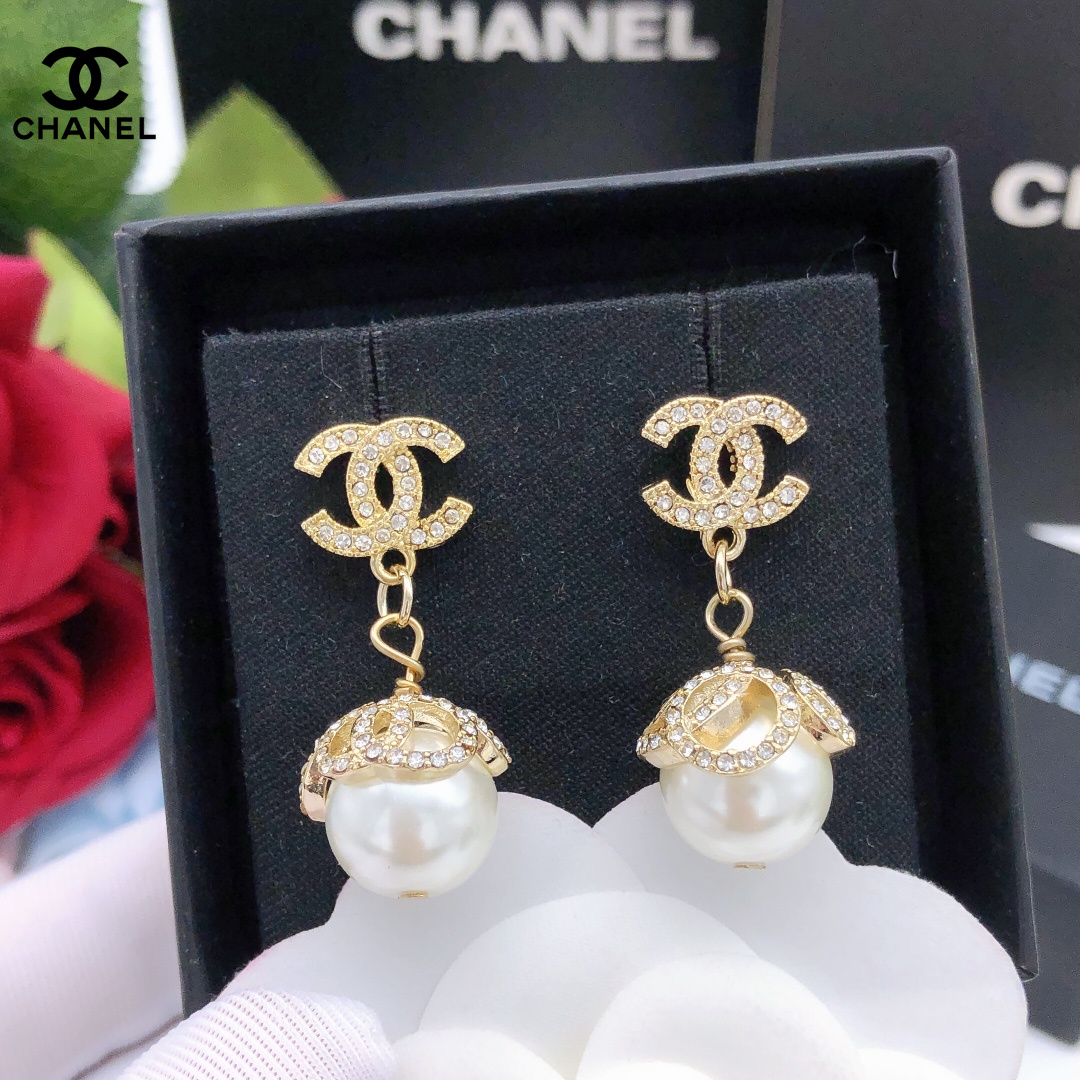 【CHANEL 】 シャネル   ファッションスタイルのイヤリング
