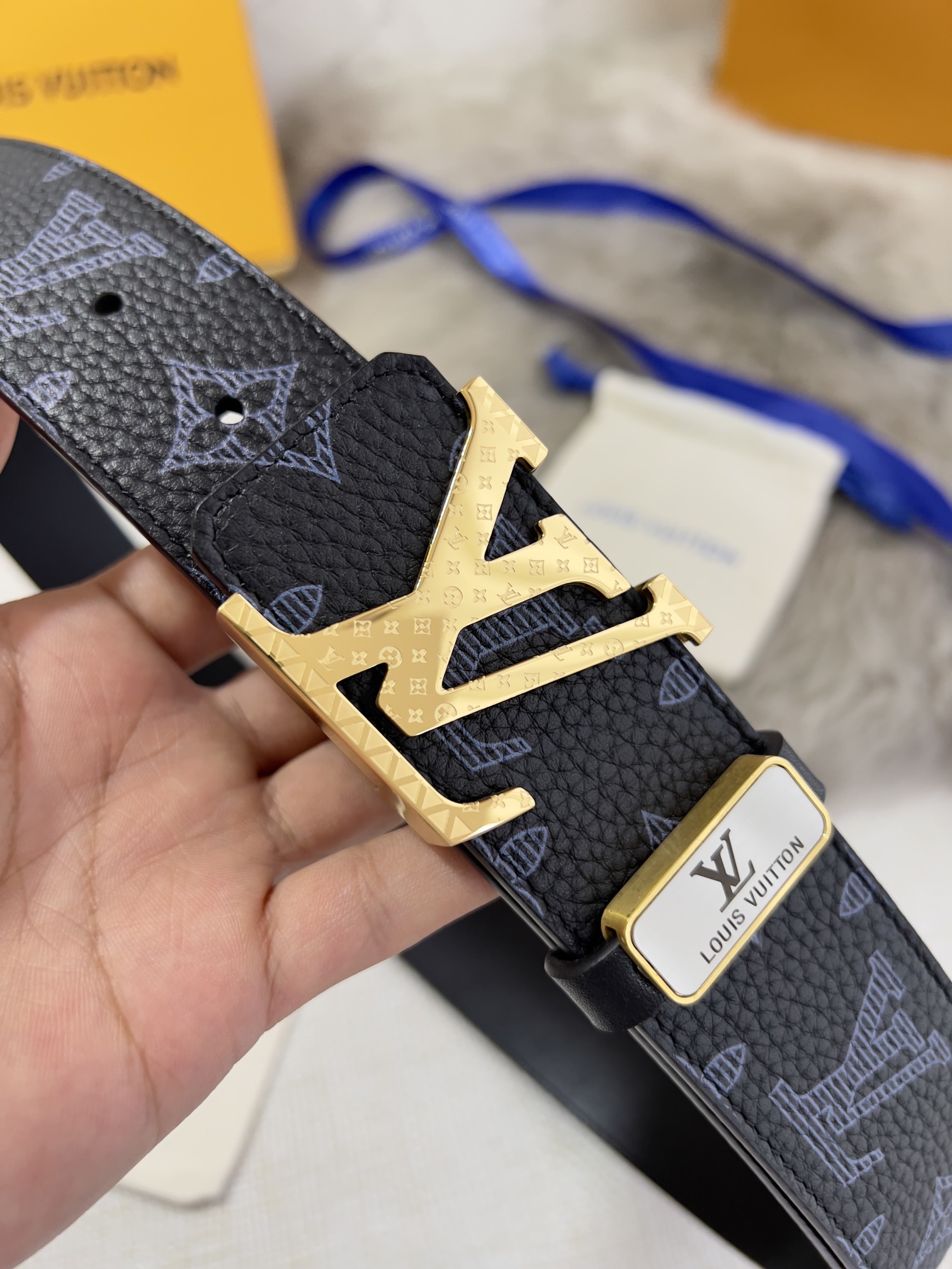 【LOUIS VUITTON】(ルイヴィトン) 3.8cmベルト メンズ