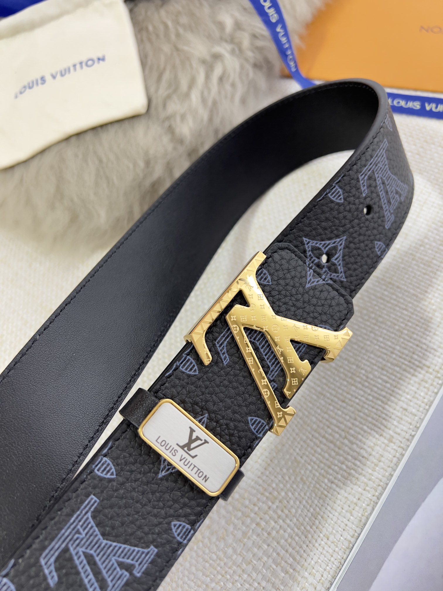 【LOUIS VUITTON】(ルイヴィトン) 3.8cmベルト メンズ
