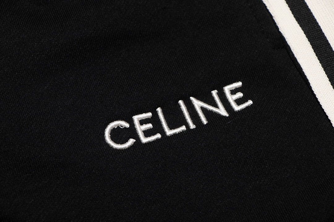 【CELINE   公式旗艦店】セリーヌ   ショートパンツ  ご好評に付き再入荷！